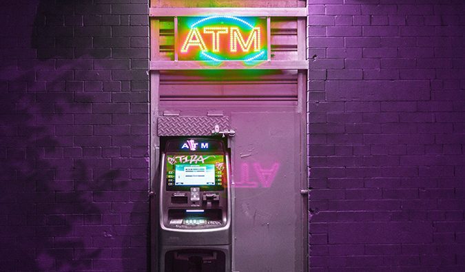 Banking Systems for Long-Term Travel: Fees and FX Risk