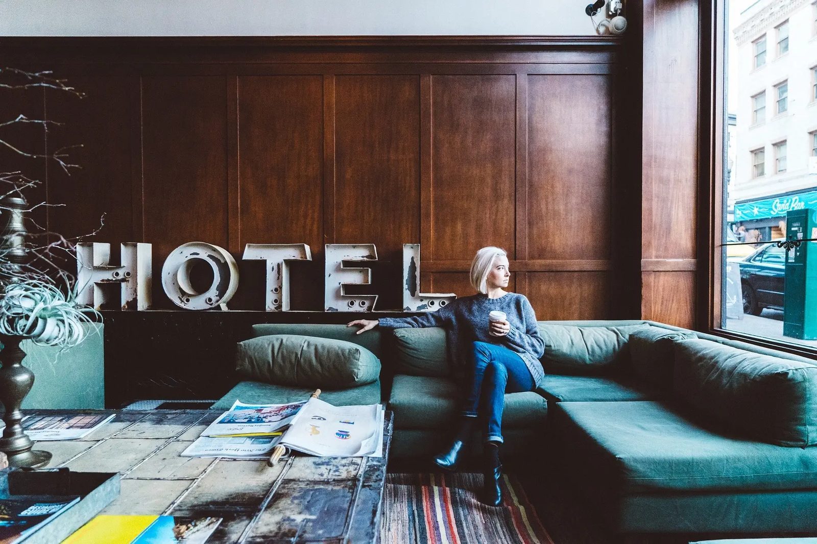 Comparing Total Hotel Stay Costs Across Booking Sites